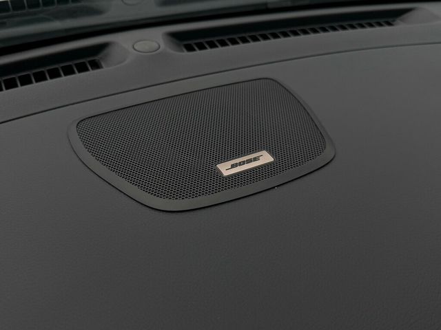 2018 Nissan Rogue Navigation, Backup Camera, Leather seats!  - 22949866 - 35