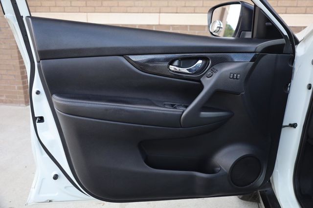2018 Nissan Rogue SL - 23024633 - 11