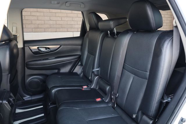 2018 Nissan Rogue SL - 23024633 - 20