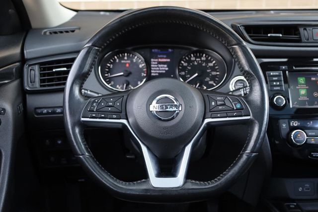2018 Nissan Rogue SL - 23024633 - 33