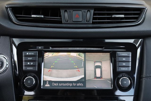 2018 Nissan Rogue SL - 23024633 - 42