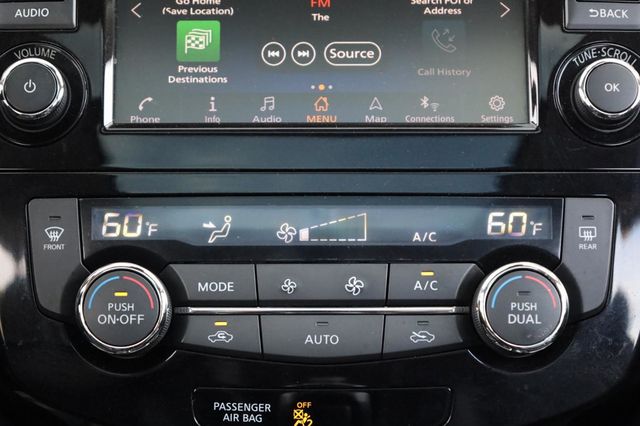 2018 Nissan Rogue SL - 23024633 - 43