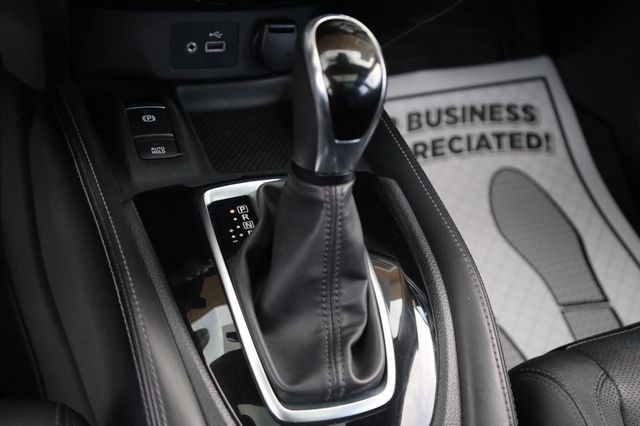 2018 Nissan Rogue SL - 23024633 - 45