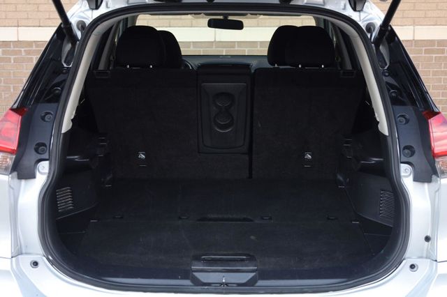 2018 Nissan Rogue SV - 23074102 - 12