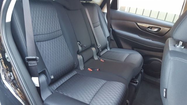 2018 Nissan Rogue SV AWD - 18057927 - 9