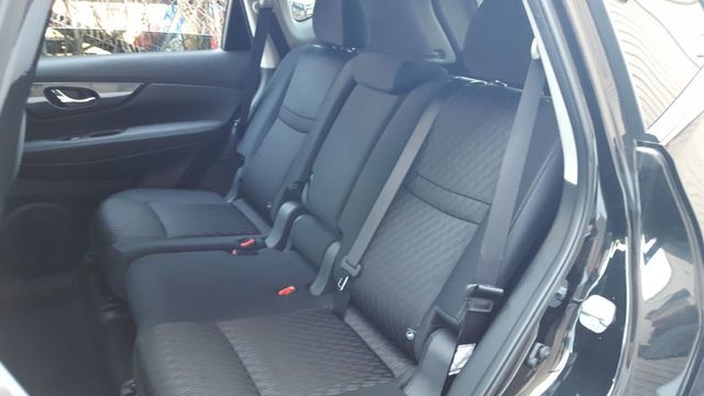 2018 Nissan Rogue SV AWD - 18057927 - 10