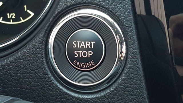 2018 Nissan Rogue SV AWD - 18057927 - 24