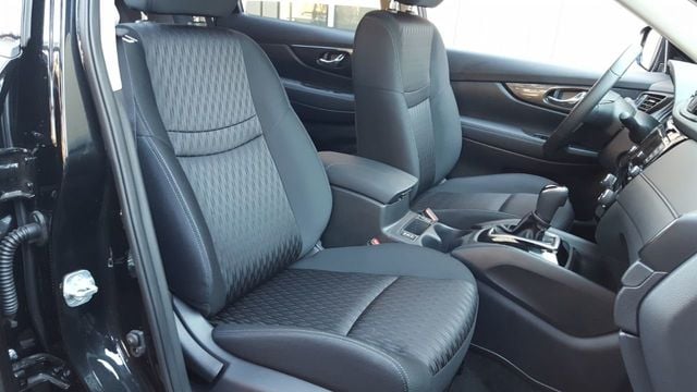 2018 Nissan Rogue SV AWD - 18057927 - 8