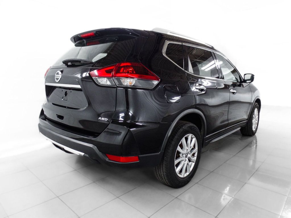 2018 Nissan Rogue SV AWD - 22553351 - 5