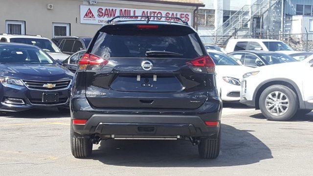 2018 Nissan Rogue SV AWD Midnight Premium w/Navigation - 18047658 - 5