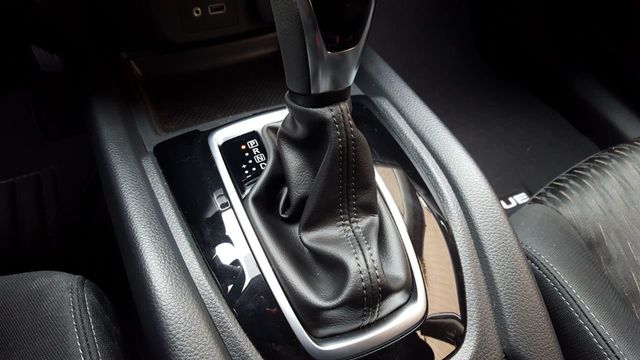 2018 Nissan Rogue SV AWD Premium w/Navigation - 18059792 - 23