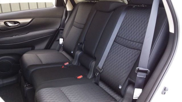 2018 Nissan Rogue SV AWD Premium w/Navigation - 18059794 - 9