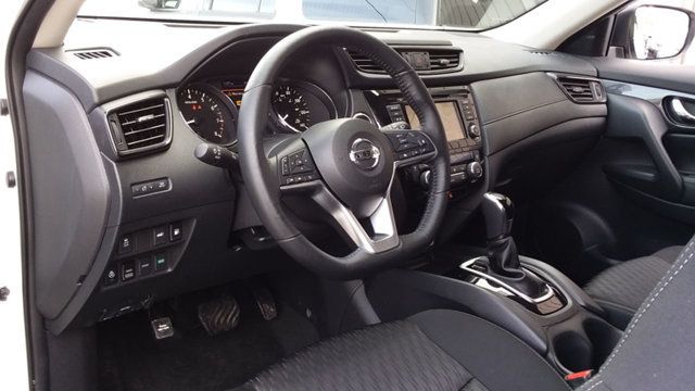 2018 Nissan Rogue SV AWD Premium w/Navigation - 18059794 - 11