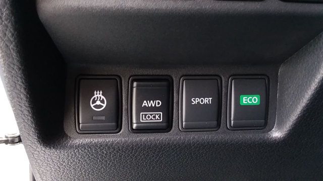 2018 Nissan Rogue SV AWD Premium w/Navigation - 18059794 - 16