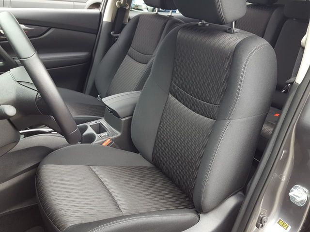 2018 Nissan Rogue SV AWD Premium w/Navigation - 18059804 - 14