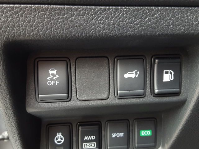 2018 Nissan Rogue SV AWD Premium w/Navigation - 18059804 - 17