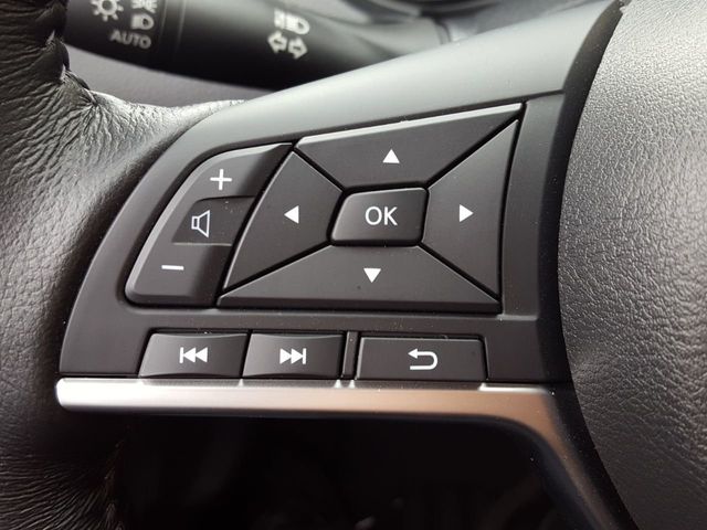 2018 Nissan Rogue SV AWD Premium w/Navigation - 18059804 - 21