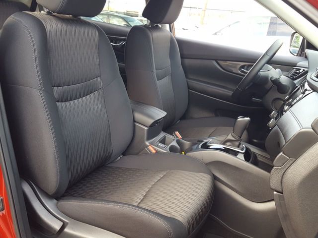 2018 Nissan Rogue SV AWD Premium w/Navigation - 18113622 - 11