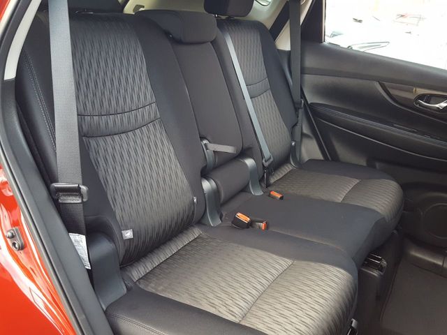 2018 Nissan Rogue SV AWD Premium w/Navigation - 18113622 - 12