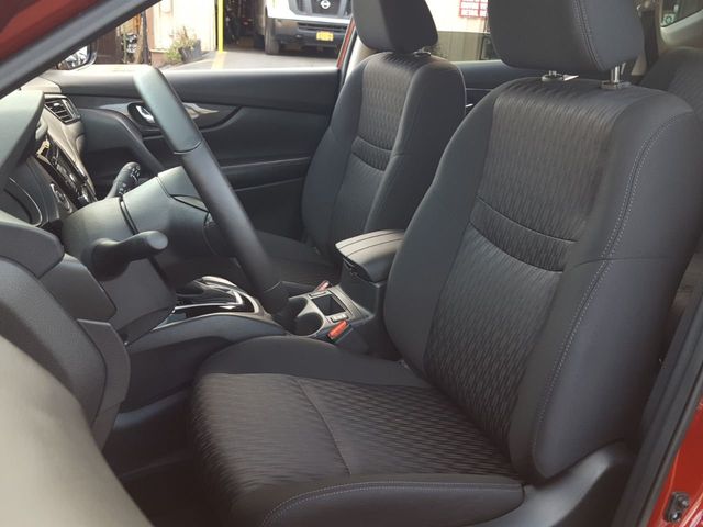 2018 Nissan Rogue SV AWD Premium w/Navigation - 18113622 - 14