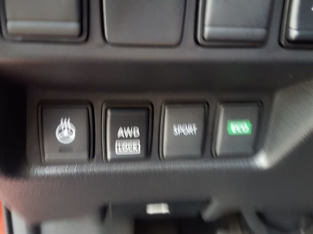 2018 Nissan Rogue SV AWD Premium w/Navigation - 18113622 - 18