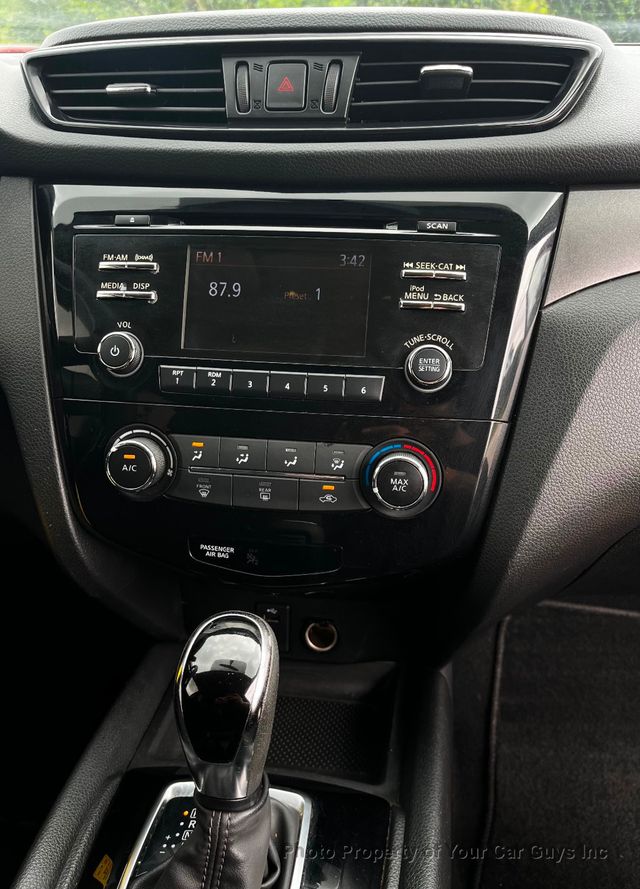 2018 Nissan Rogue Sport  - 23039120 - 18