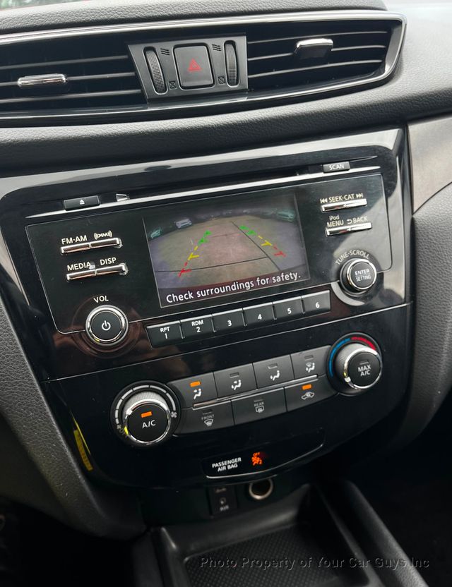 2018 Nissan Rogue Sport  - 23039120 - 19