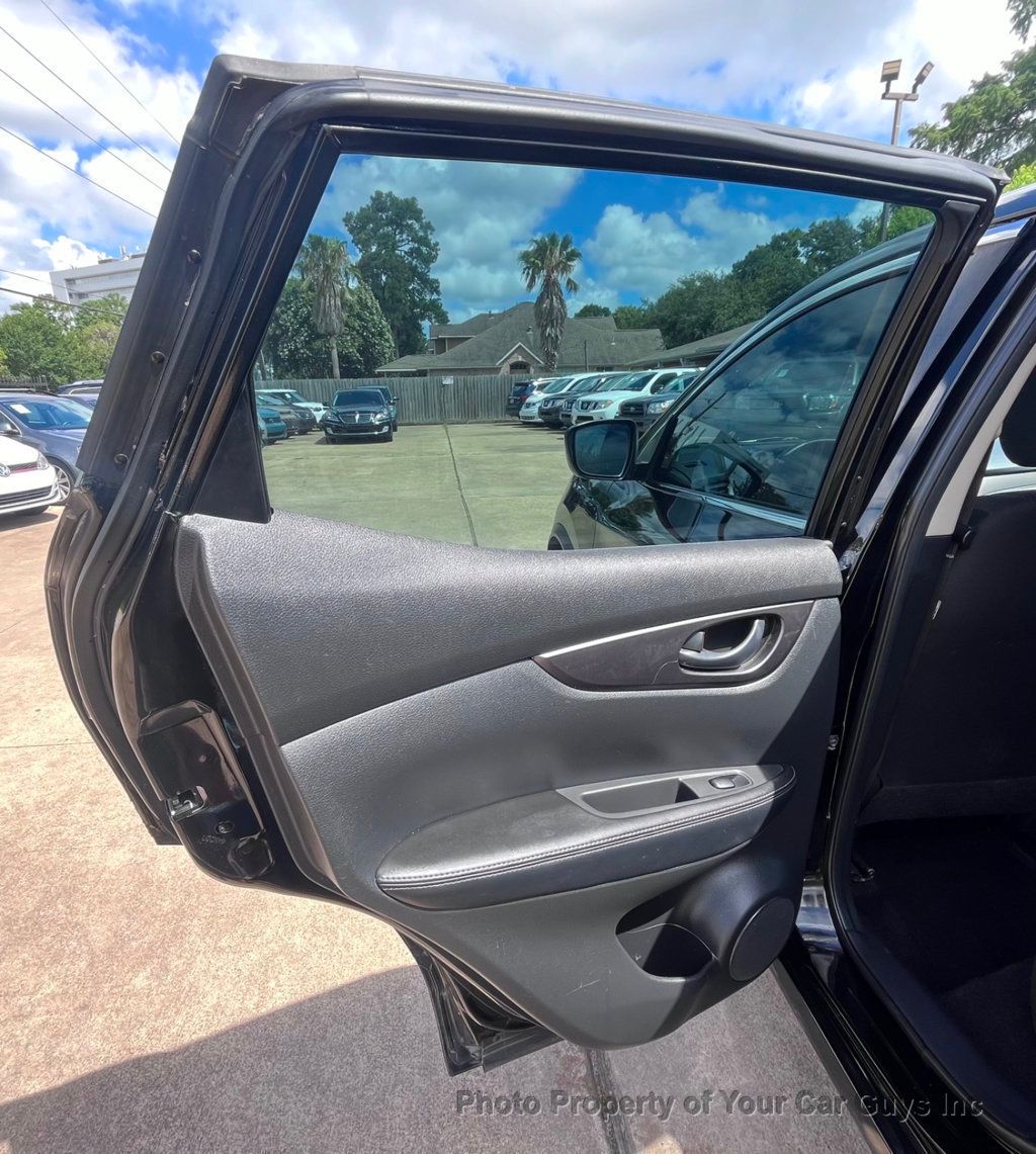 2018 Nissan Rogue Sport 2018.5 AWD S - 22490259 - 30