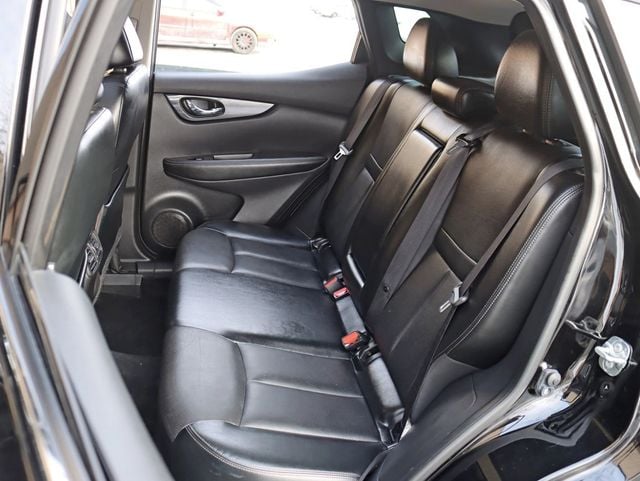 2018 Nissan Rogue Sport 2018.5 AWD SL Premium Moonroof - 22956190 - 25