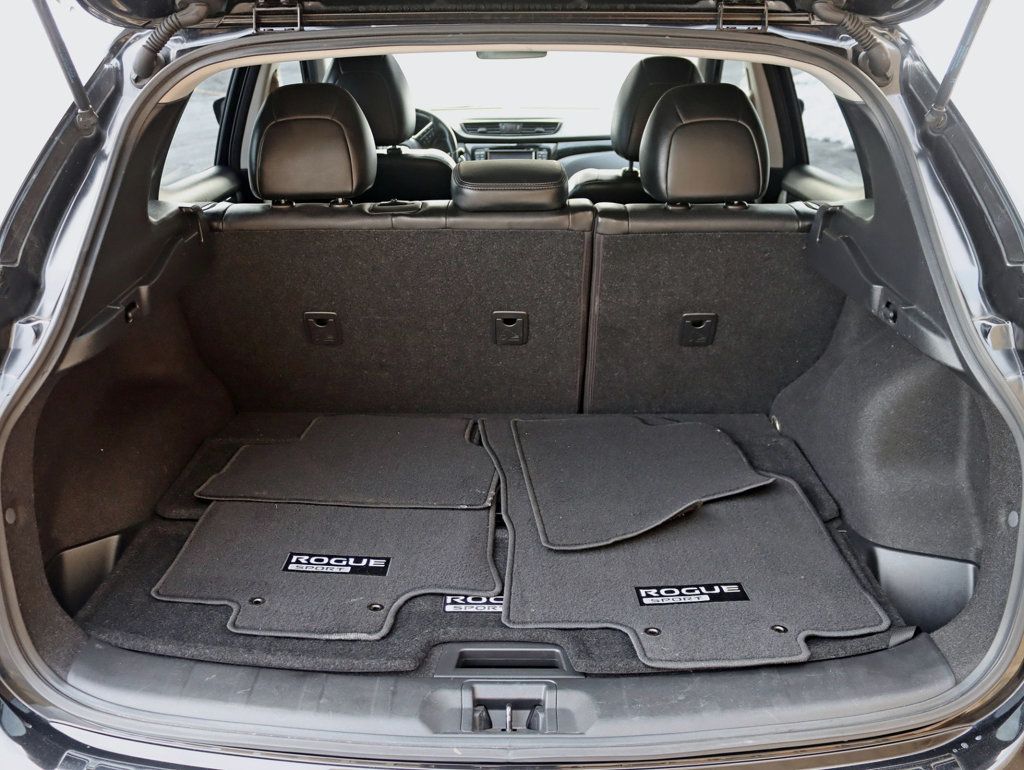 2018 Nissan Rogue Sport 2018.5 AWD SL Premium Moonroof - 22956190 - 32