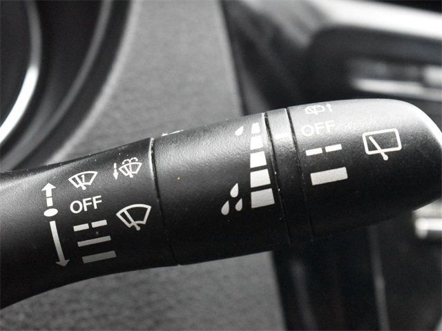 2018 Nissan Rogue Sport 2018.5 FWD S - 22945184 - 18