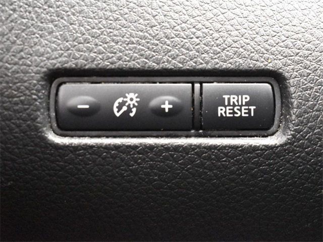 2018 Nissan Rogue Sport 2018.5 FWD S - 22945184 - 22