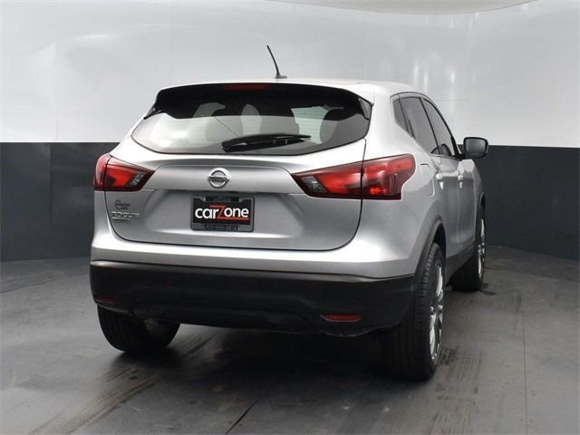 2018 Nissan Rogue Sport 2018.5 FWD S - 22945184 - 27