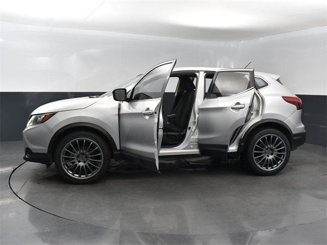 2018 Nissan Rogue Sport 2018.5 FWD S - 22945184 - 34