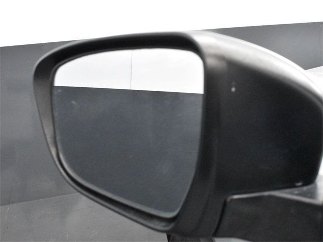 2018 Nissan Rogue Sport 2018.5 FWD S - 22945184 - 4