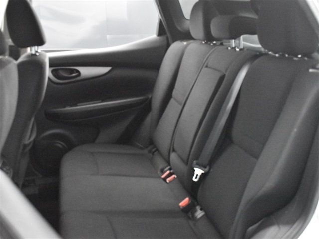 2018 Nissan Rogue Sport 2018.5 FWD S - 22945184 - 7