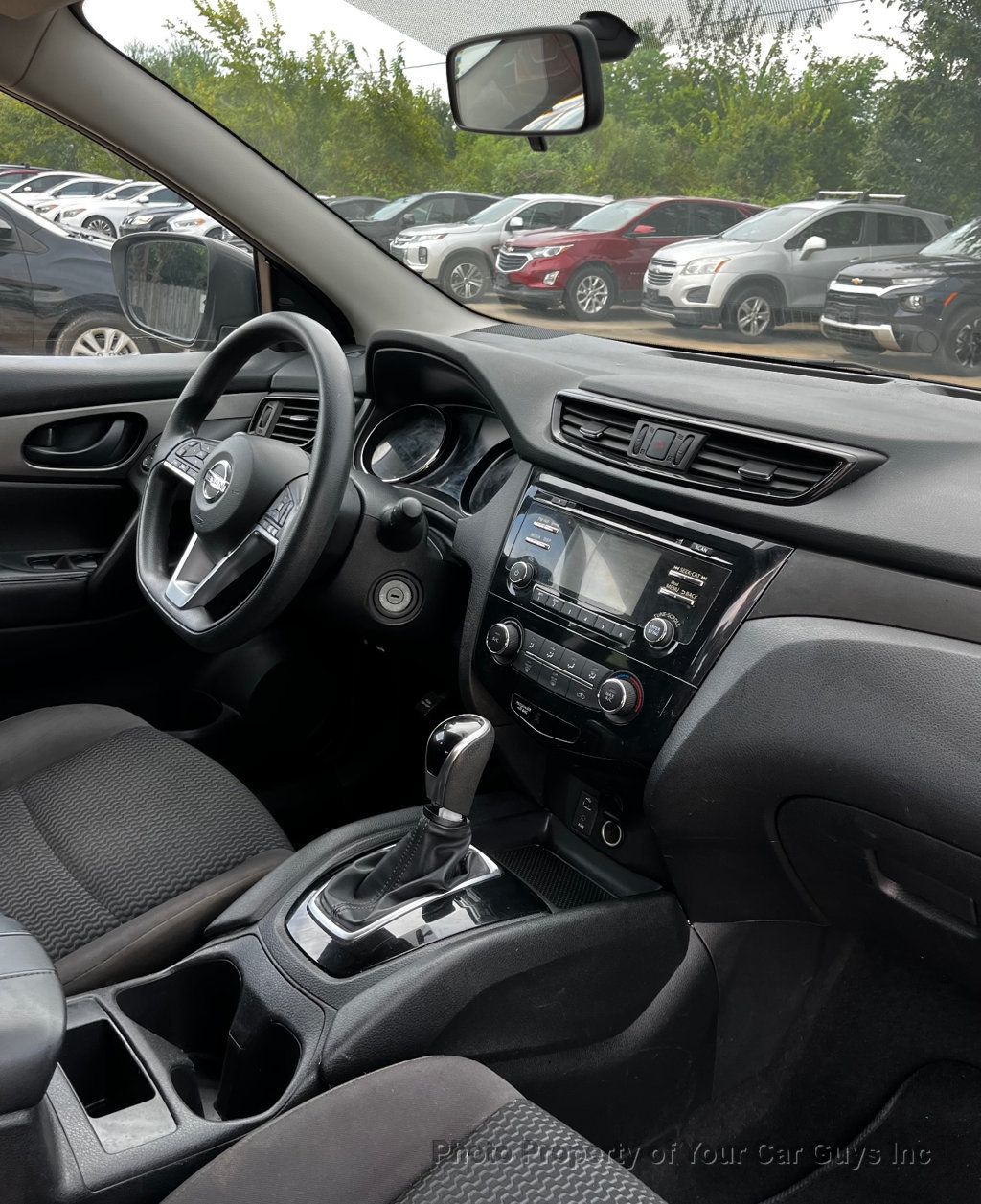 2018 Nissan Rogue Sport AWD S - 23079315 - 17