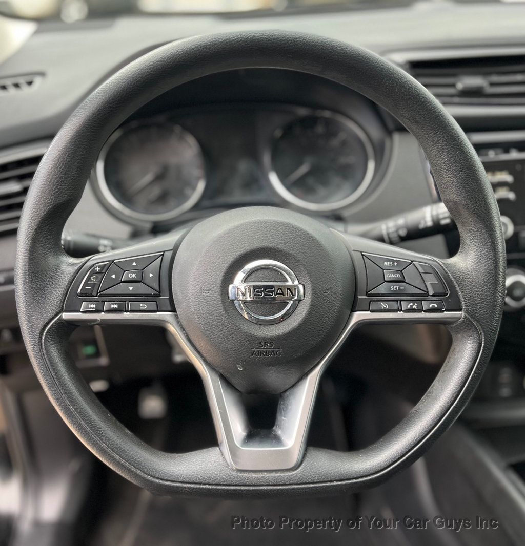 2018 Nissan Rogue Sport AWD S - 23079315 - 19