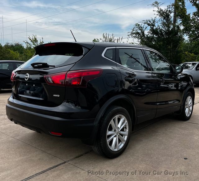 2018 Nissan Rogue Sport AWD S - 23079315 - 5