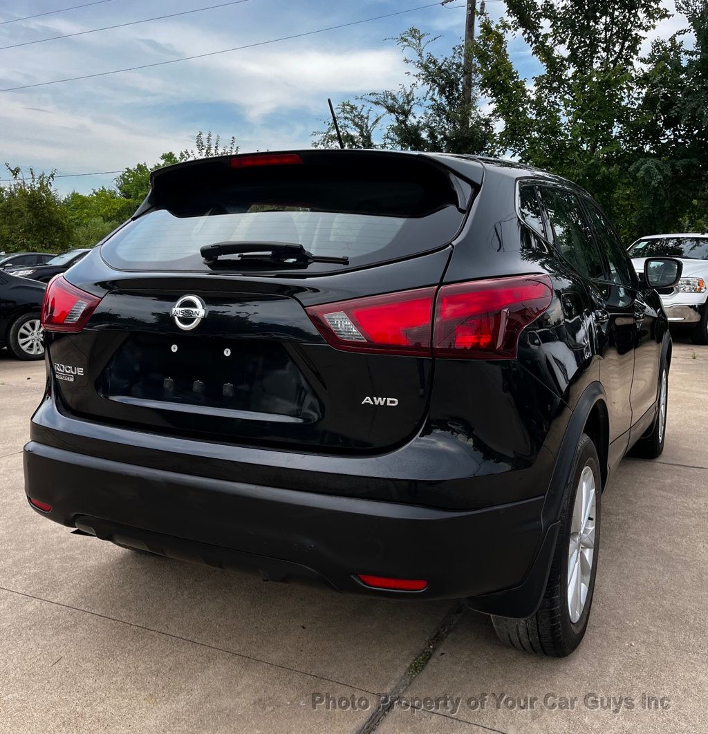2018 Nissan Rogue Sport AWD S - 23079315 - 6