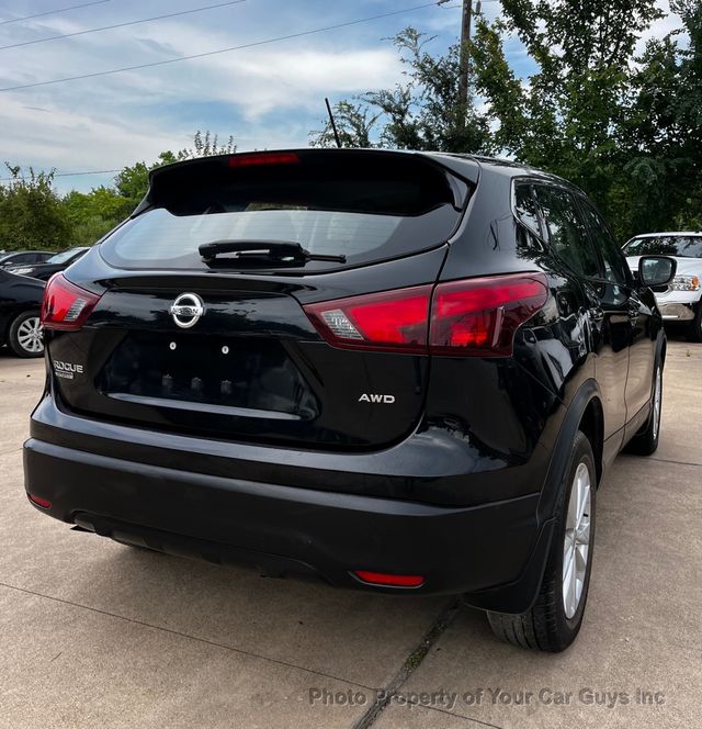 2018 Nissan Rogue Sport AWD S - 23079315 - 6