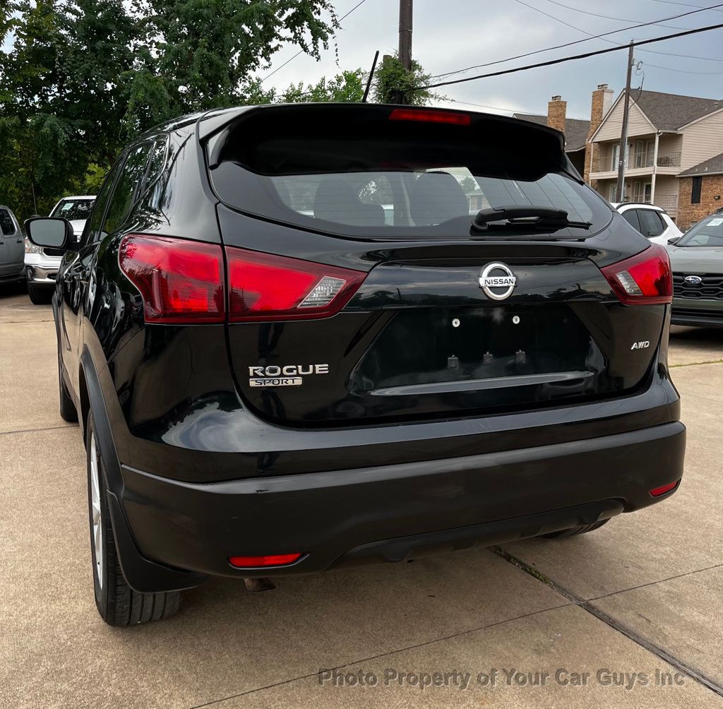 2018 Nissan Rogue Sport AWD S - 23079315 - 8