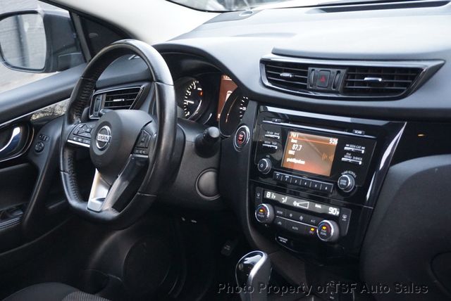 2018 Nissan Rogue Sport AWD SV - 22947571 - 15