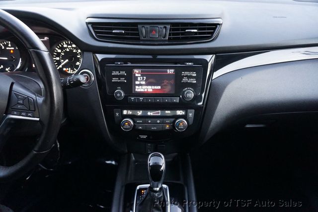 2018 Nissan Rogue Sport AWD SV - 22947571 - 16