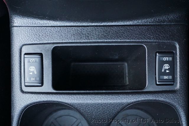 2018 Nissan Rogue Sport AWD SV - 22947571 - 25