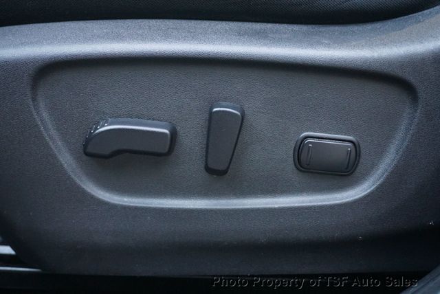 2018 Nissan Rogue Sport AWD SV - 22947571 - 32