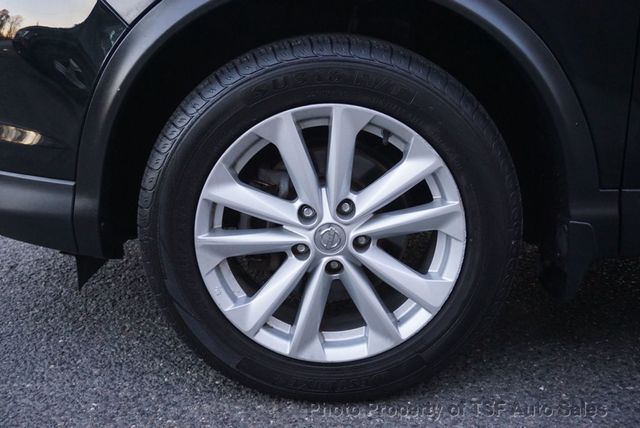 2018 Nissan Rogue Sport AWD SV - 22947571 - 33