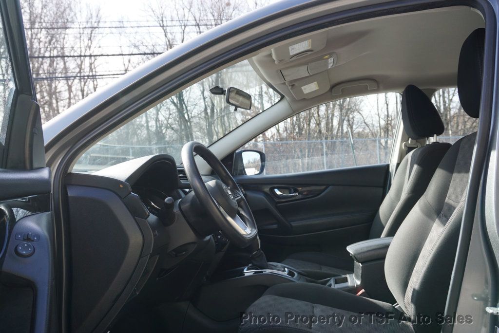 2018 Nissan Rogue Sport AWD SV - 22976446 - 9