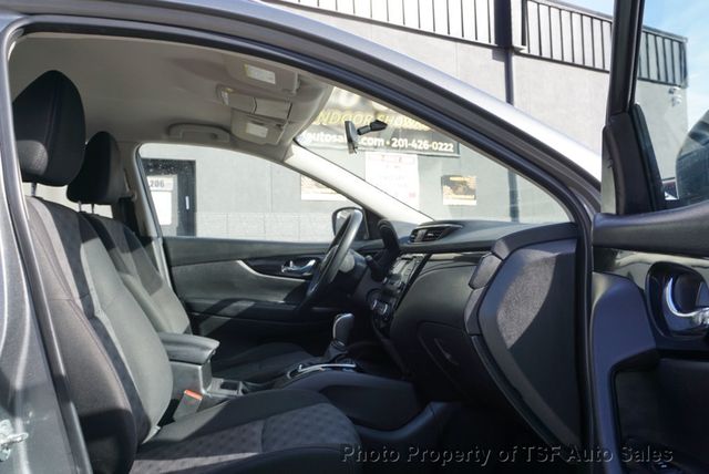 2018 Nissan Rogue Sport AWD SV - 22976446 - 10