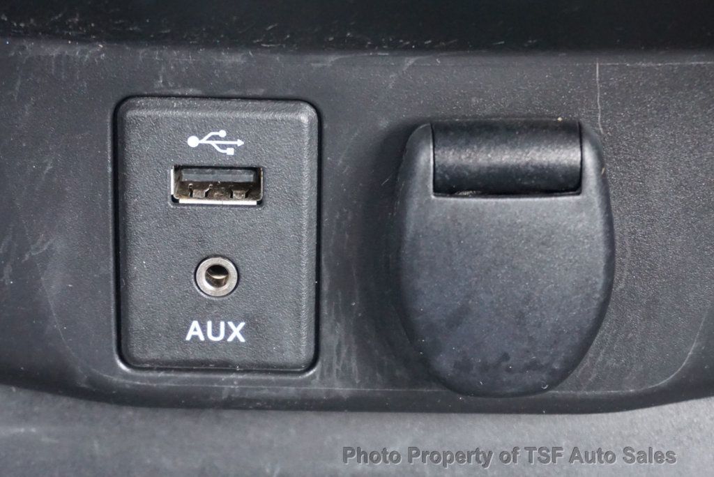 2018 Nissan Rogue Sport AWD SV - 22976446 - 19